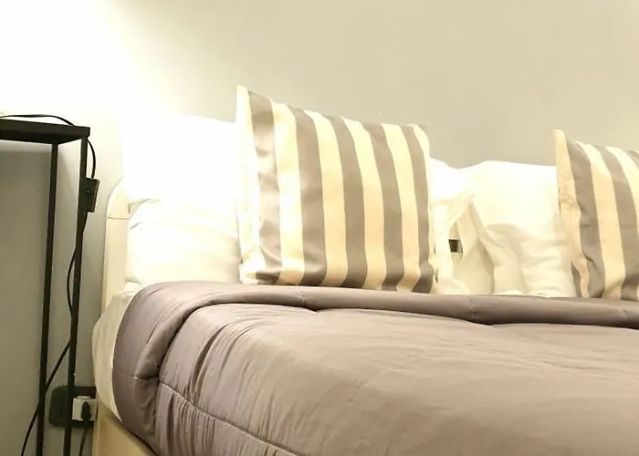 Napoli Citta Affittacamere E B&B Отель типа 